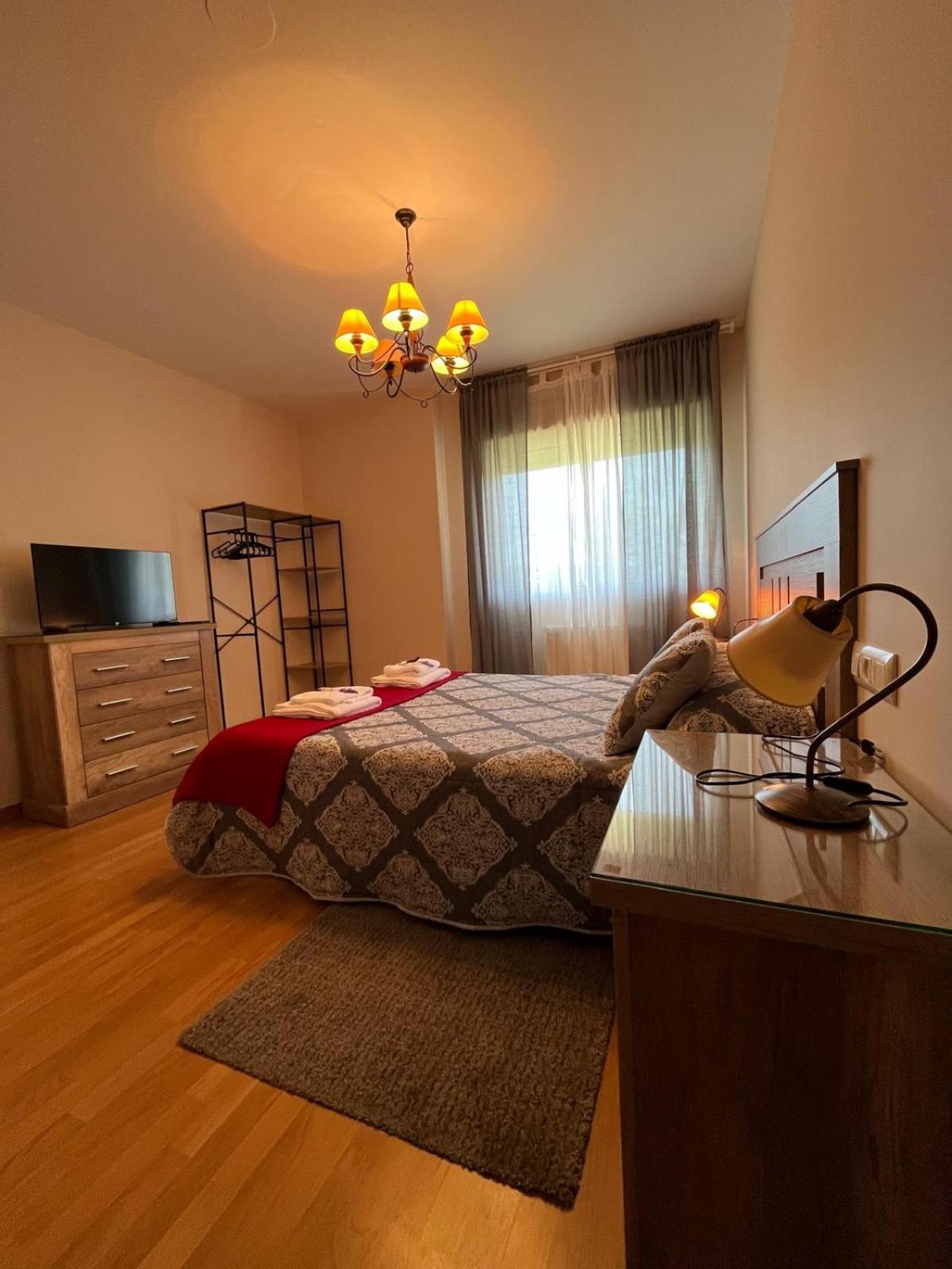 Os Cabaleiros Apartment โมส ภายนอก รูปภาพ